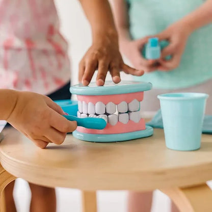 Melissa & Doug Super Smile Dentist Play Set