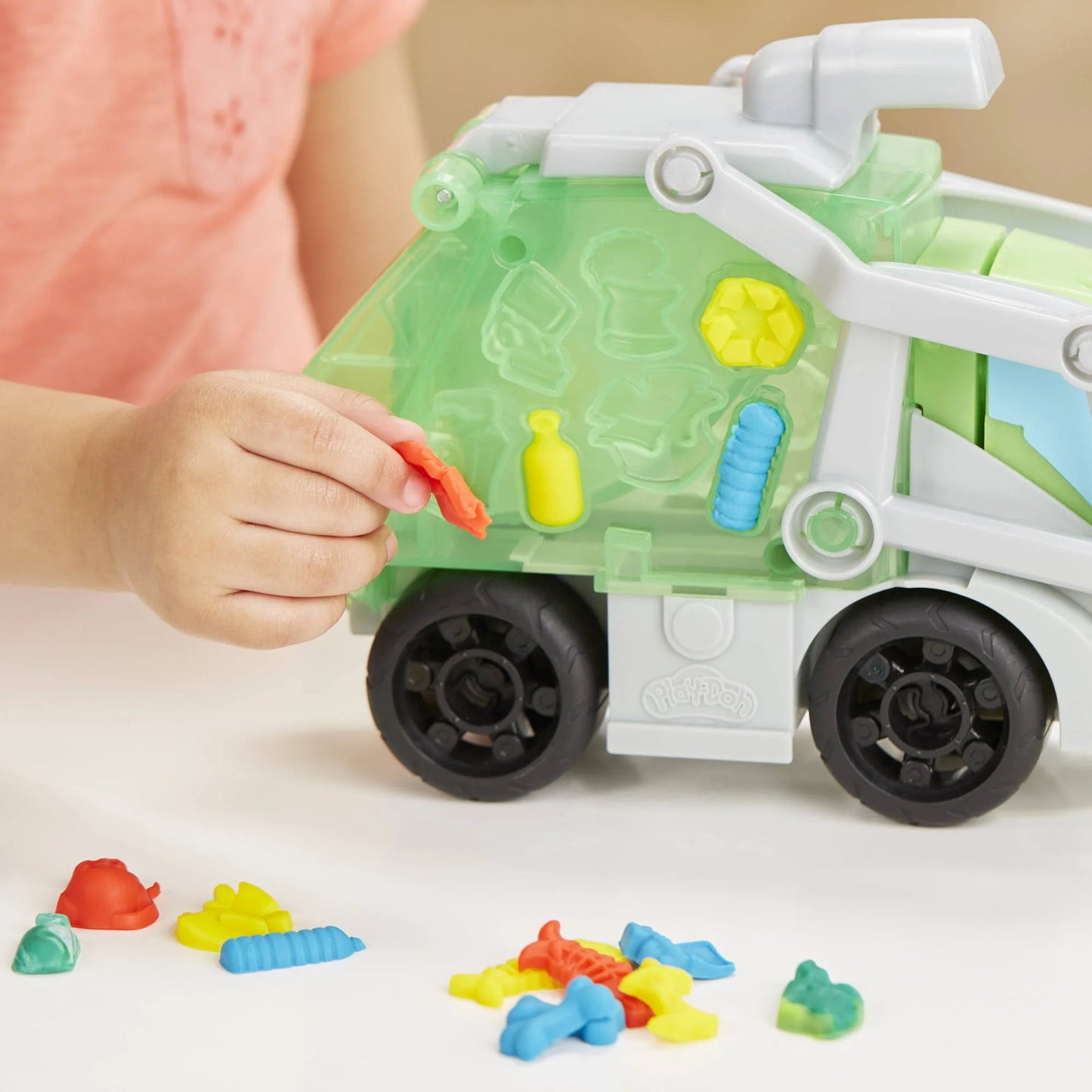 Play-Doh Wheels Dumpin' Fun 2-in-1 Garbage Truck