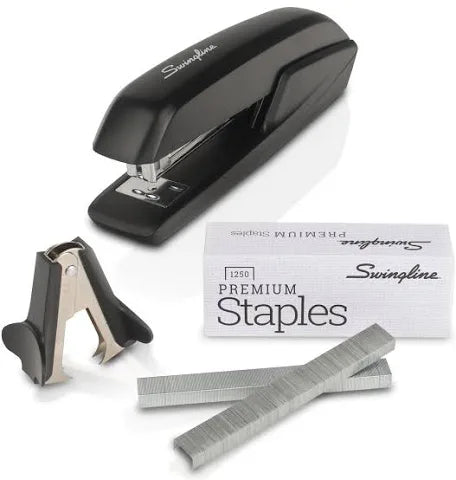 Swingline Desktop Stapler With Staple Remover & 1250 Staples